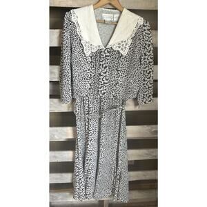 Vintage 1980s Liz Roberts Med Butterfly Print Belted Cottage Core Modest